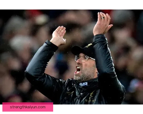 维拉蒂·鲁伊斯在巴黎圣日耳曼中场表现稳健，持续提升球队竞争力